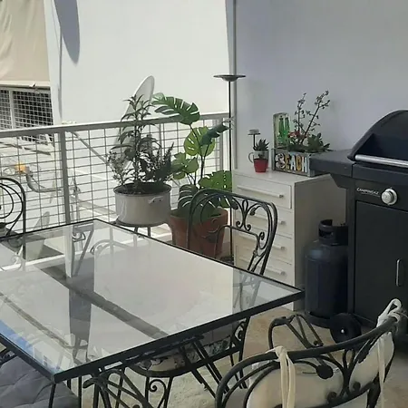 Apartment το σπίτι του καπετάνιου στη βουλιαγμένη Athens