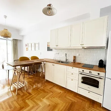Plaka 1 Bedroom 4 Persons By Mps Athens