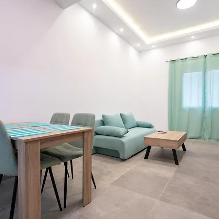 Koukaki 1 Bedroom 4 Persons By Mps *