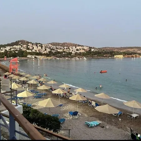 το σπίτι του καπετάνιου στη βουλιαγμένη Apartment *
