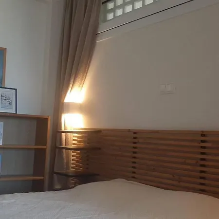 το σπίτι του καπετάνιου στη βουλιαγμένη Apartment *