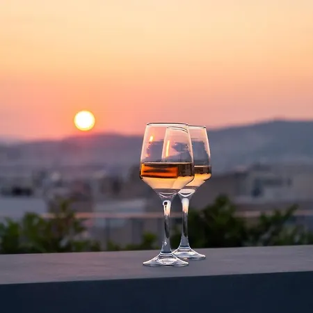 Eclectic Acropolis Rooftop Loft Apartment Athens