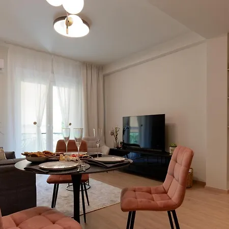 Acropolis Deluxe 1br Apartment Athens
