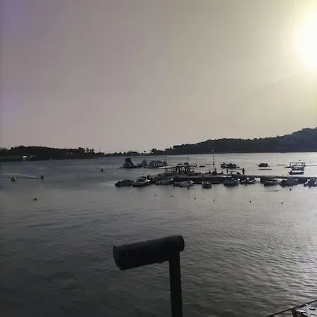 Vouliagmeni Riviera Center Between And Apartment Athens