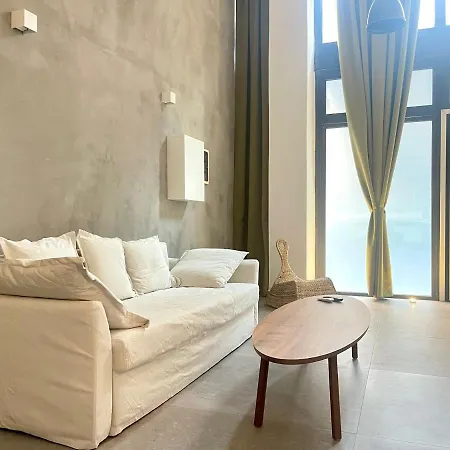 Apartment Loft Studio In Pagrati