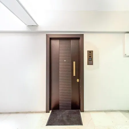 Akadimias 4 Apartment