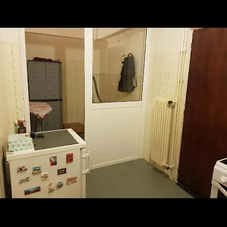 Athenshome Apartment