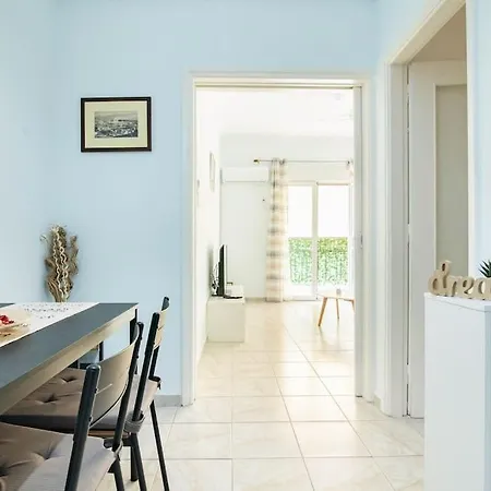 Your Perfect Place 1min From Kato Patissia Station -100mbps Apartment