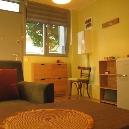 Tiny Duplex By The Park Athens