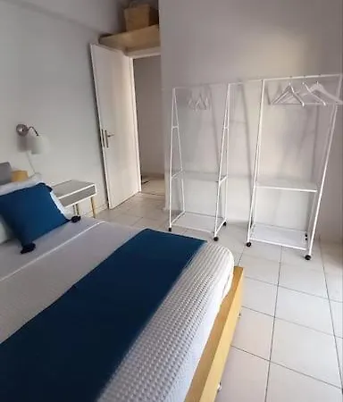 Apartment A Cozy Modern 4 Minutes Walk From Metro *