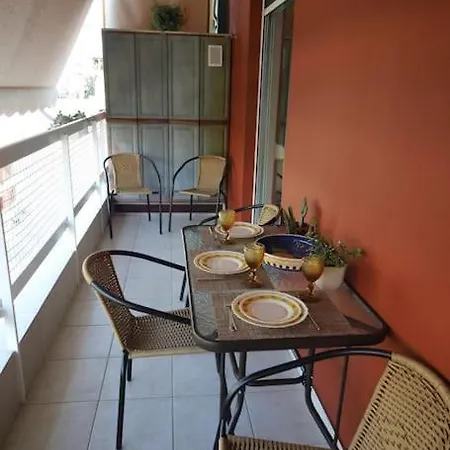 A Cozy Modern 4 Minutes Walk From Metro Apartment Athens