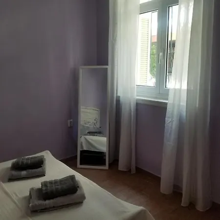 Is The Beginning Διαμέρισμα Αθήνα