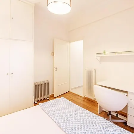 Quiet Central Apt In Picturesque Pagrati * Athens