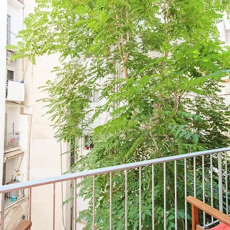 Quiet Central Apt In Picturesque Pagrati *