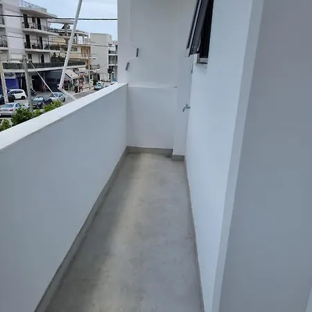 Stylish In Glyfada Apartment *