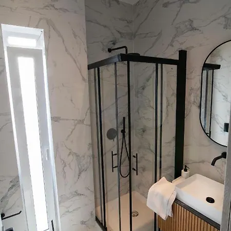 White House Project Vouliagmeni 2 * Афины