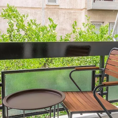 Apartament Alimos Sun-filled *