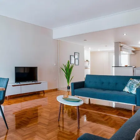 Elegant 2 Ba Close To Metro Station *