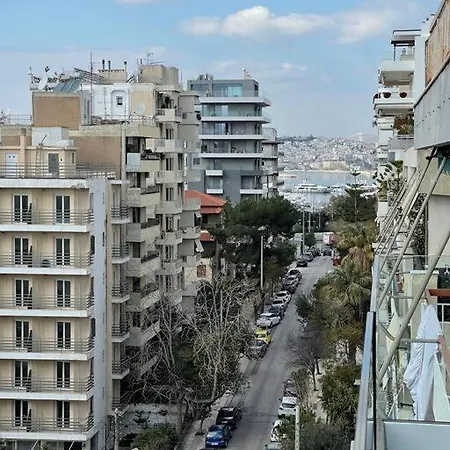 G1 - Stylish Maisonette Near Marina Flisvos Athens