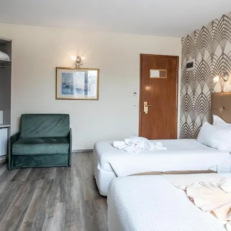 Golden Hotel 3*