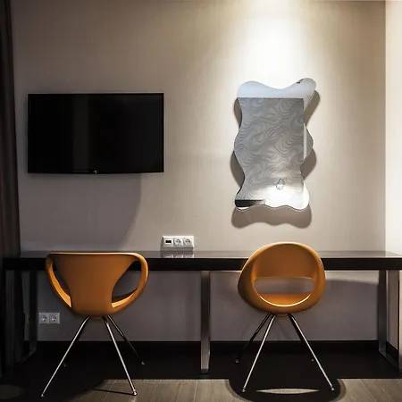 Amazon Hotel