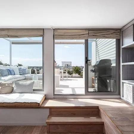 Glyfada Luxury Living Apartment