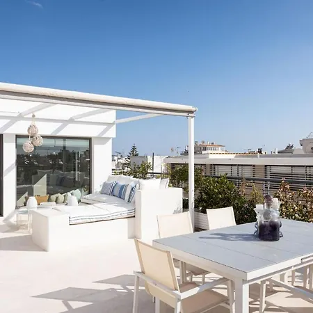 Glyfada Luxury Living Apartment Athens