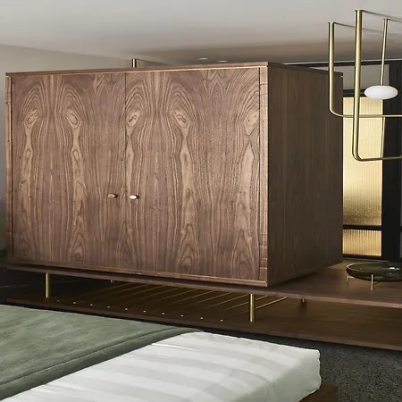 Perianth Hotel 5*