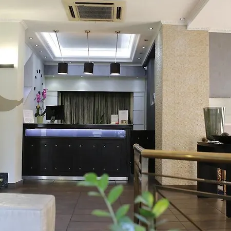 Hotel Minoa 3*