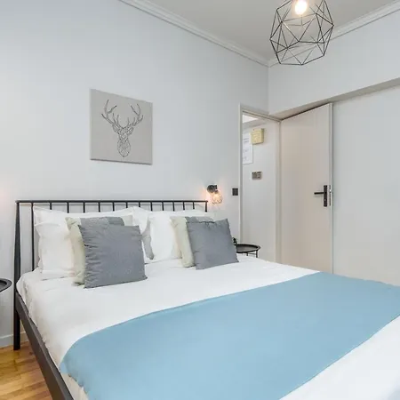 Zeus 2-bedroom In Αθήνα