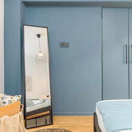 Zeus 2-bedroom In
