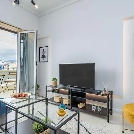 Zeus 2-bedroom In Apartment *