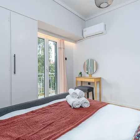 Zeus 2-bedroom In Apartment