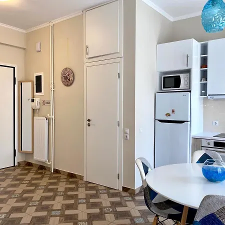 Dafni's Is In 200m To Metro Ag Ioanis Apartment *