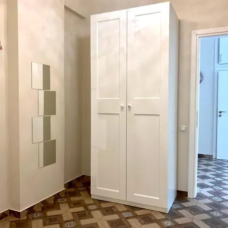 Dafni's Is In 200m To Metro Ag Ioanis * Αθήνα