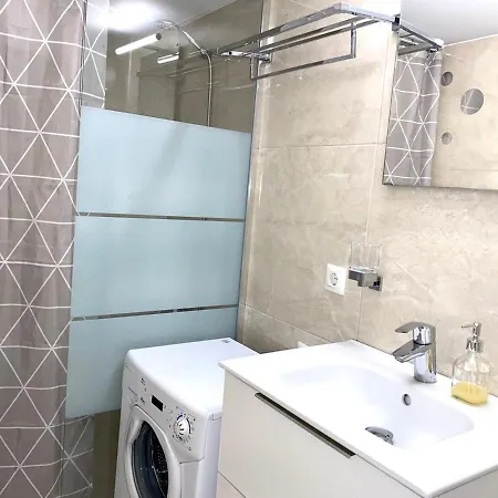 Apartment Dafni's Is In 200m To Metro Ag Ioanis