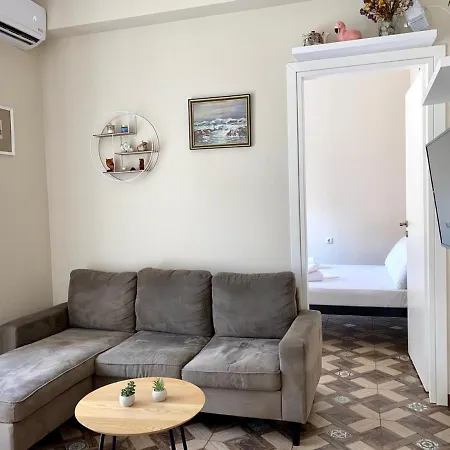Dafni's Is In 200m To Metro Ag Ioanis Apartment Athens