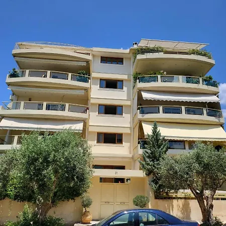 Luxe In Glyfada Athens