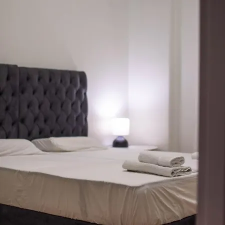 Apartment Velvet *