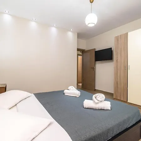 άνετο & ήσυχο για 4 Apartment *