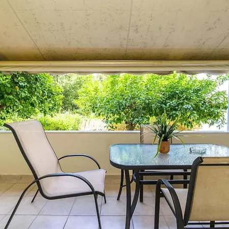 Apartment άνετο & ήσυχο για 4 *