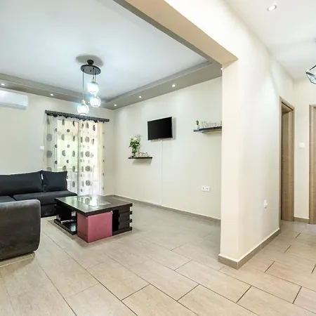 άνετο & ήσυχο για 4 Apartment *