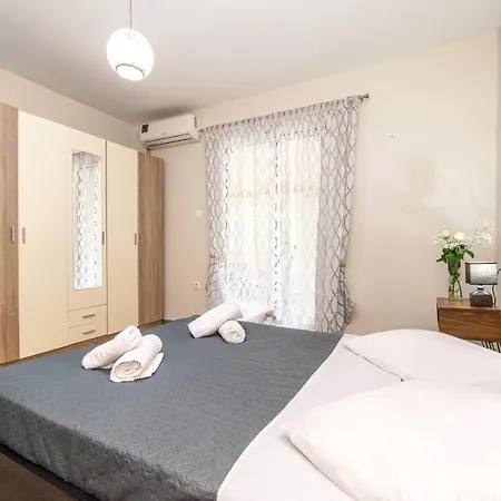 άνετο & ήσυχο για 4 Apartment *