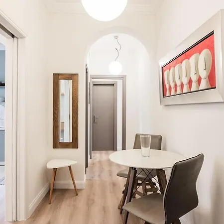 Apartment Family House Under The Acropolis