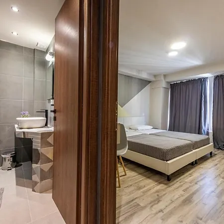 Athenian Boutique Αθήνα