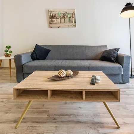 Athenian Boutique * Αθήνα