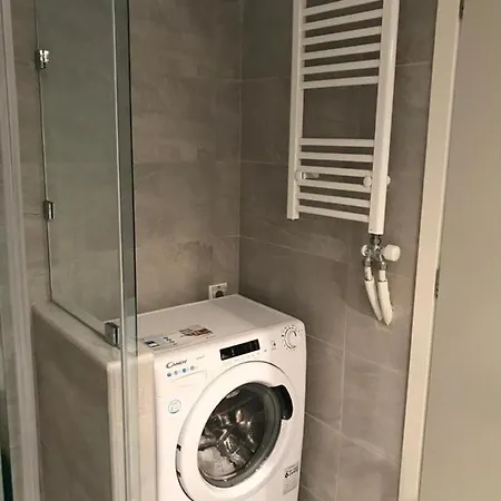 For 4 Ppl In N. Smirni Apartment *