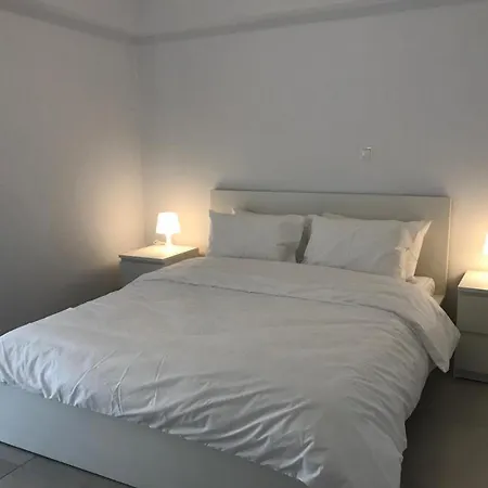 For 4 Ppl In N. Smirni Apartment Athens