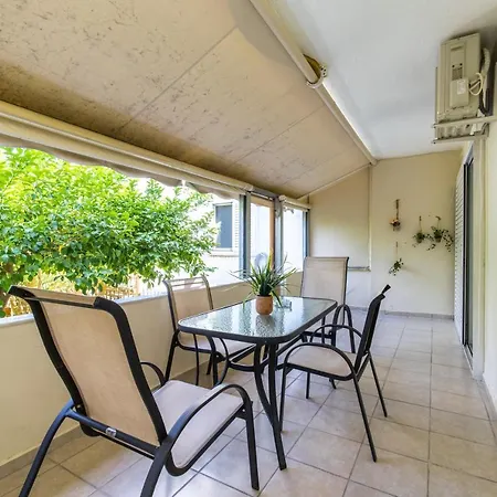 Apartment άνετο & ήσυχο για 4 *