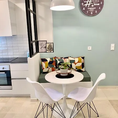 Live As A Local - Apartment